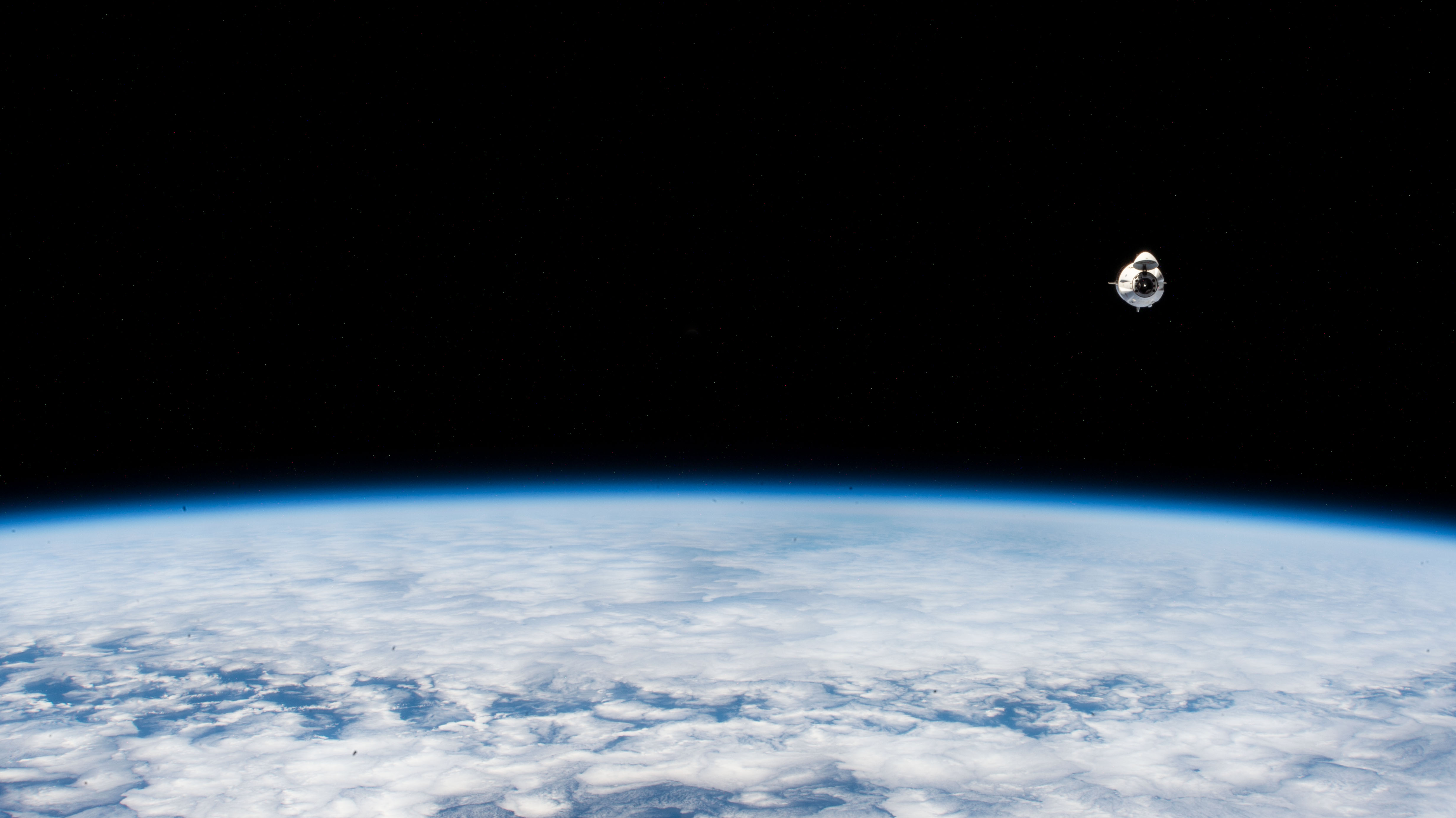 Img of the space shuttle